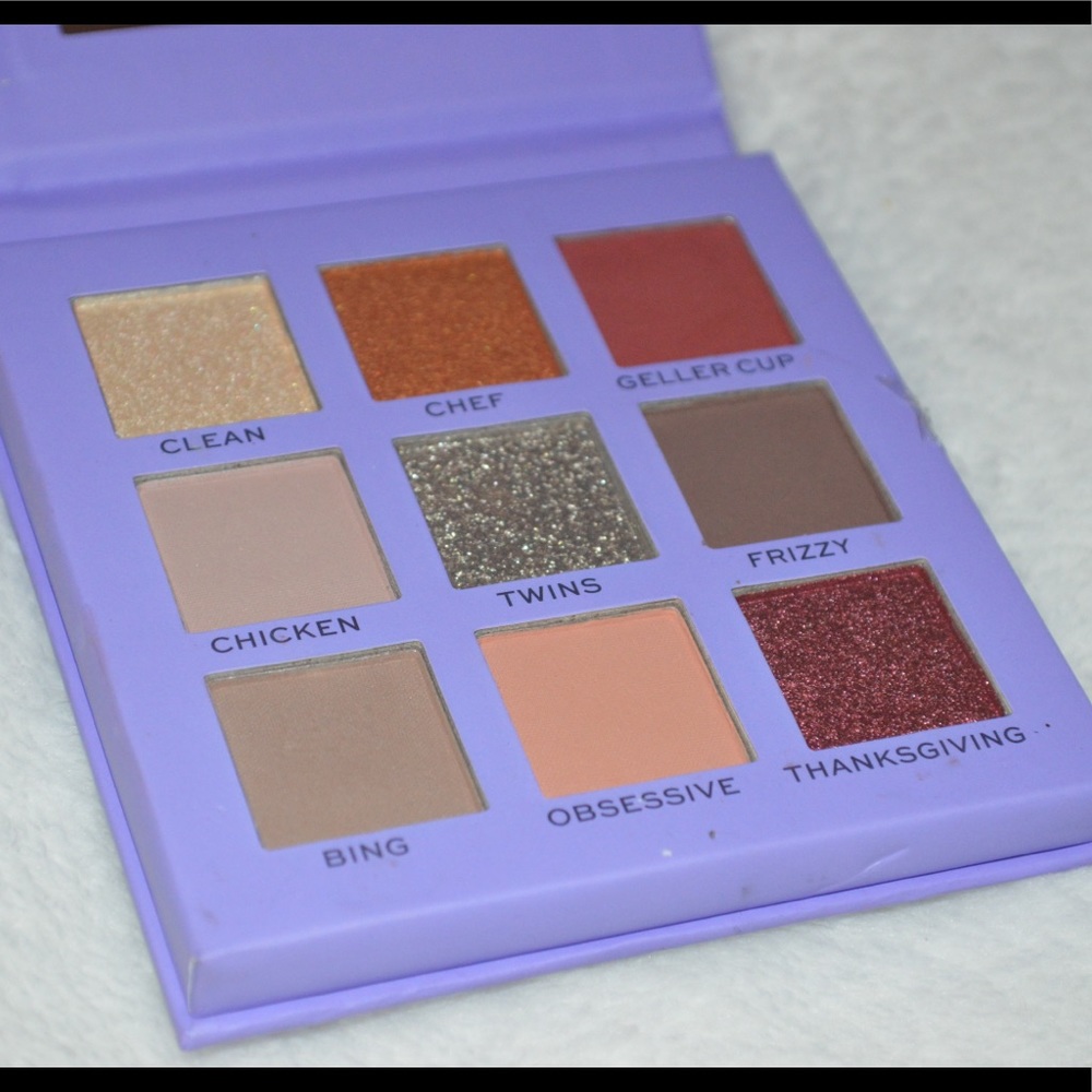 FRIENDS inspo eyeshadow set